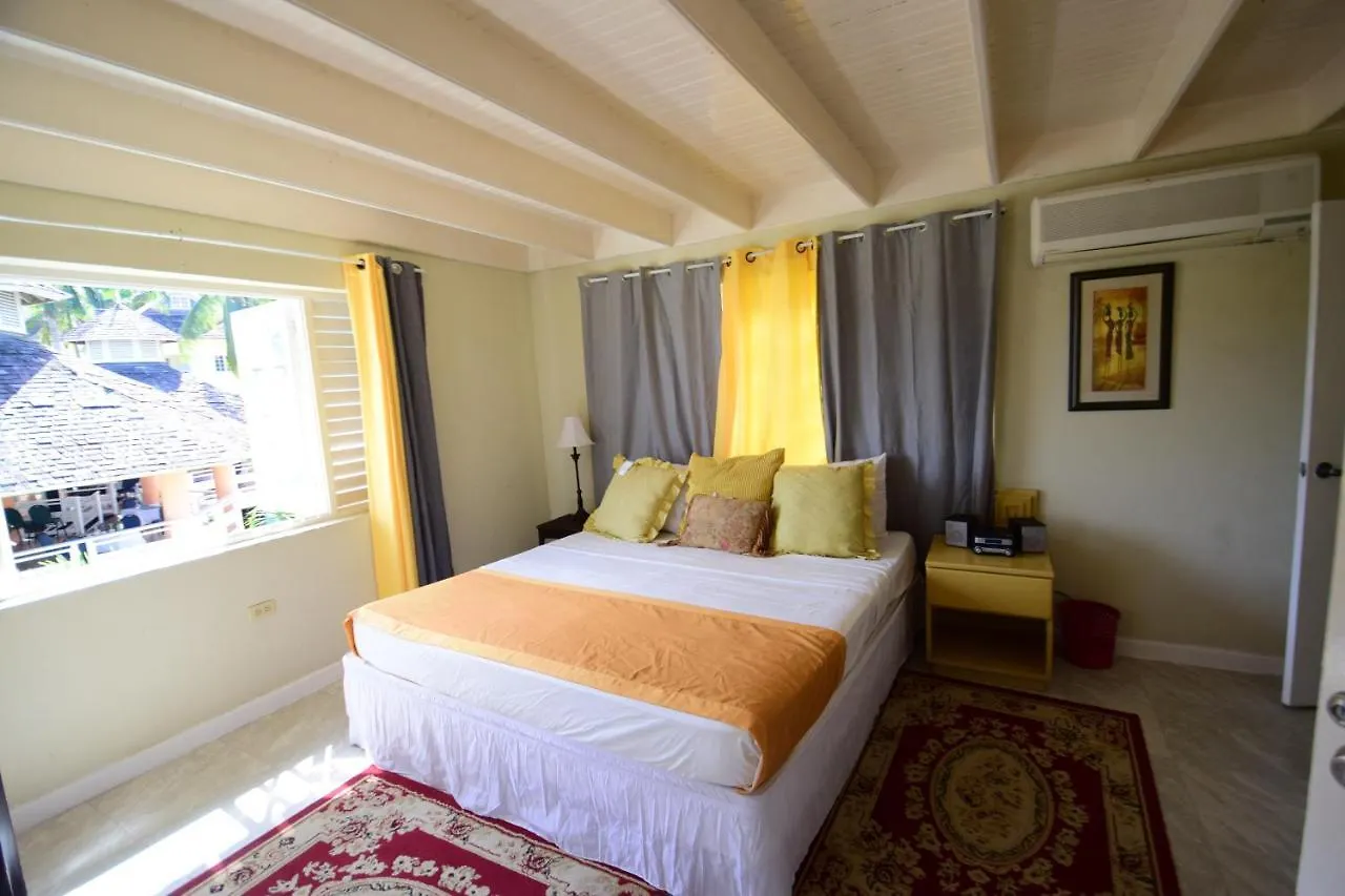 Apartment River Side Apt 9 @ Mystic Ridge. Ocho Rios