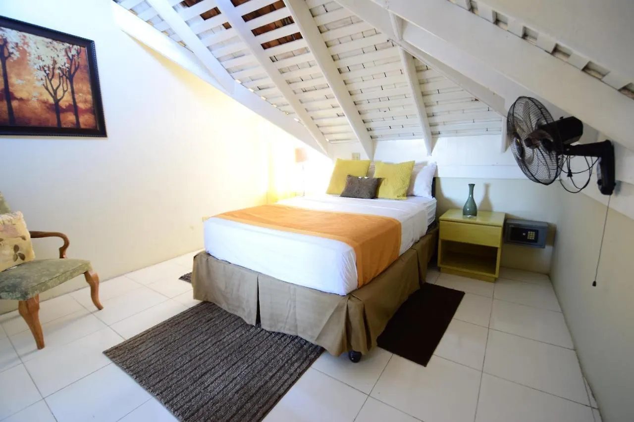 Apartment River Side Apt 9 @ Mystic Ridge. Ocho Rios Jamaica