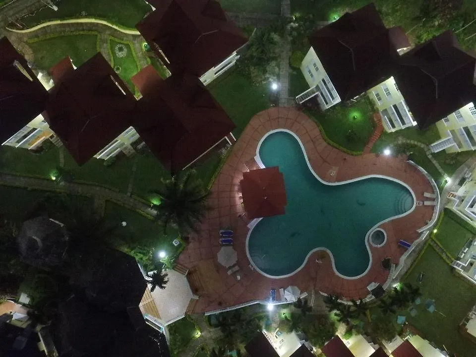 River Side Apt 9 @ Mystic Ridge. Ocho Rios 0*,  Jamaica